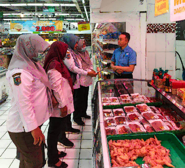 PENGAWASAN PANGAN SEGAR ASAL HEWAN DAN PENDAMPINGAN PENGAJUAN  NOMOR KONTROL VETERINER (NKV)